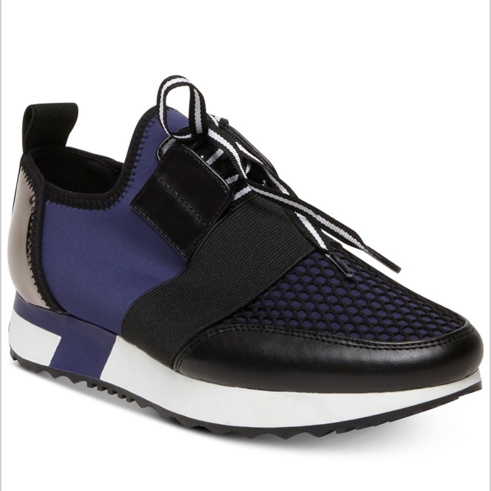 Steve Madden Sneakers